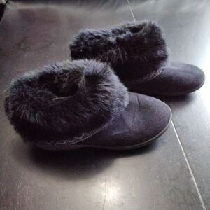 COPY - Isotoner Women 's Microsuede Mallory Bootie Slippers    Size 7.5-8